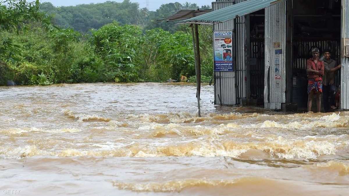سيريلانكا.. عشرات القتلى بفيضانات وانهيارات طينية