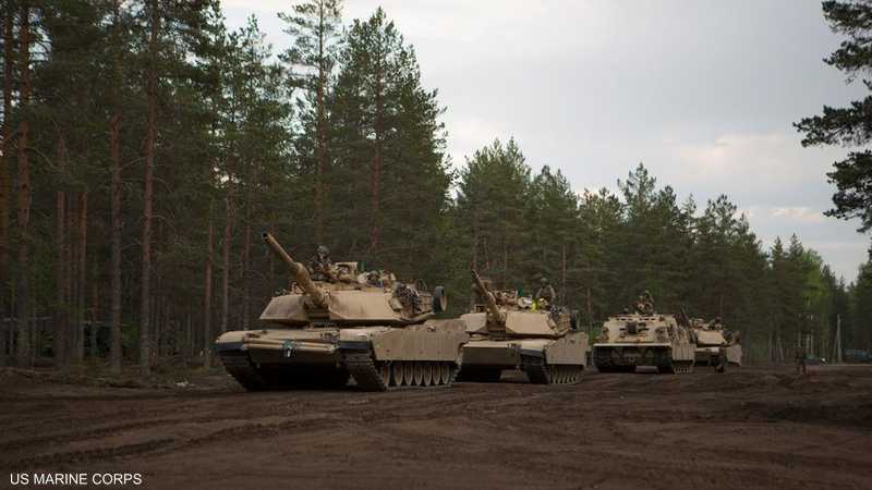 الدبابات الأميركية قرب الحدود