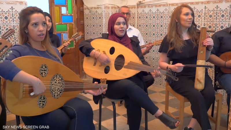 جزائريون يسعون للحفاظ على الموسيقى الأندلسية