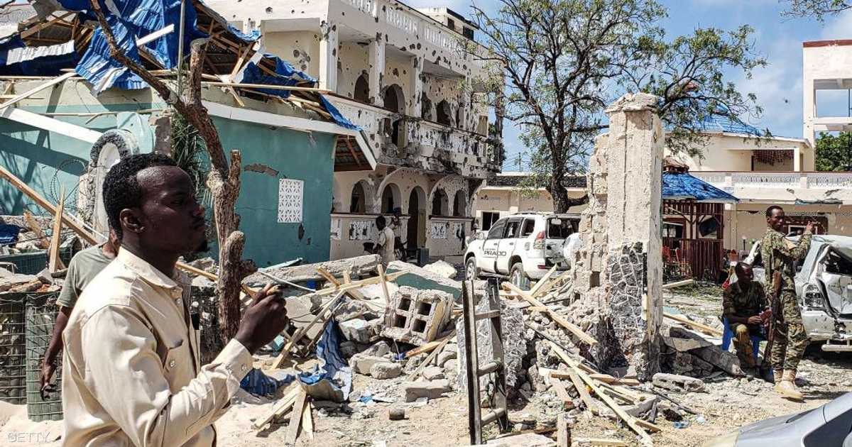 الصومال.. تفجير انتحاري في مكتب عمدة مقديشو   أخبار سكاي نيوز عربية