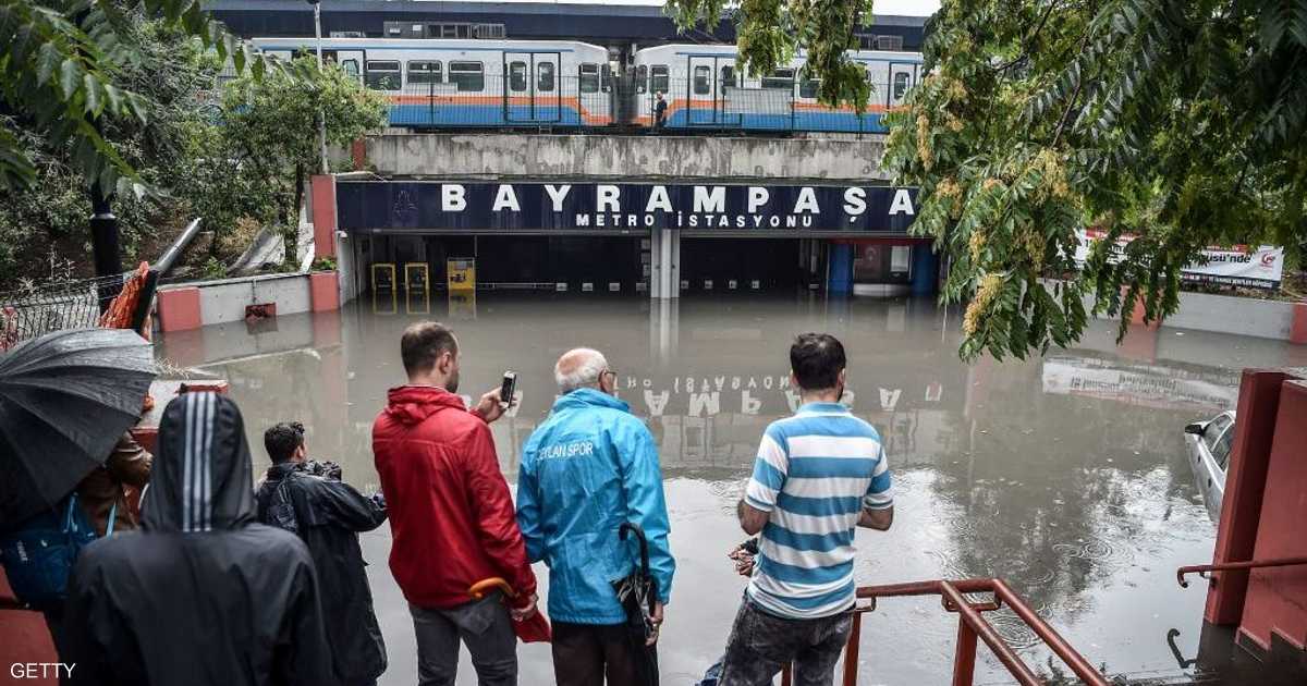 قتلى ومشردون جراء فيضانات ضربت تركيا   أخبار سكاي نيوز عربية