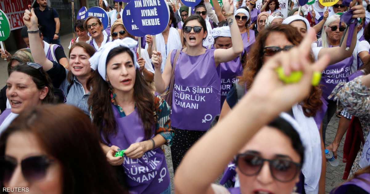 غضب النساء يشعل تركيا.. و حزب أردوغان  في ورطة   أخبار سكاي نيوز عربية