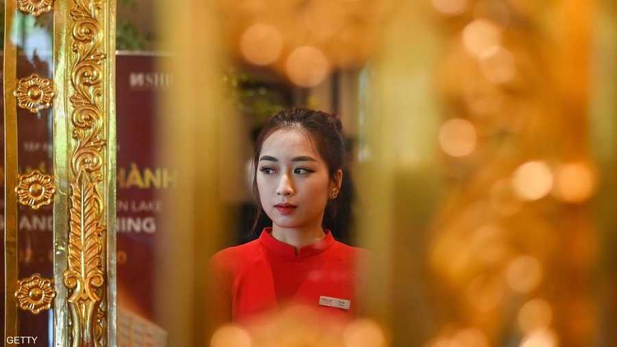 فقد فتح "أول" فندق مطلي بالذهب أبوابه في هانوي عاصمة فيتنام.
