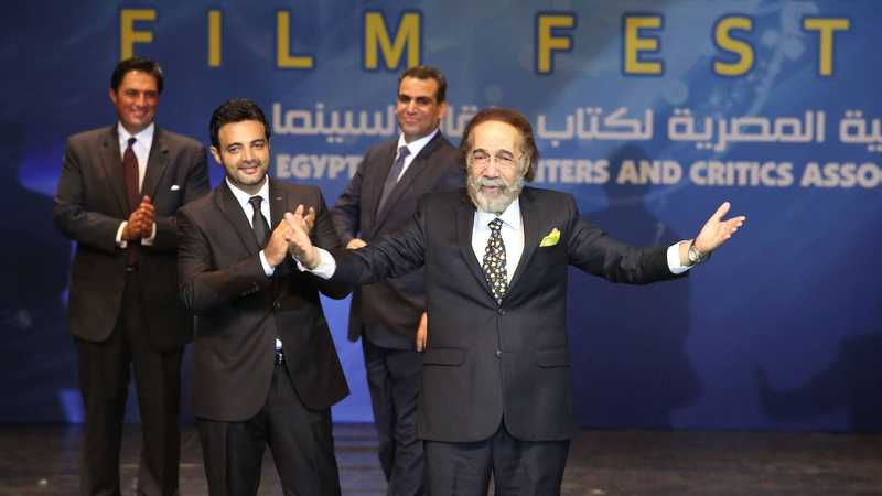 الممثل المصري محمود ياسين توفي عن 79 عاما.