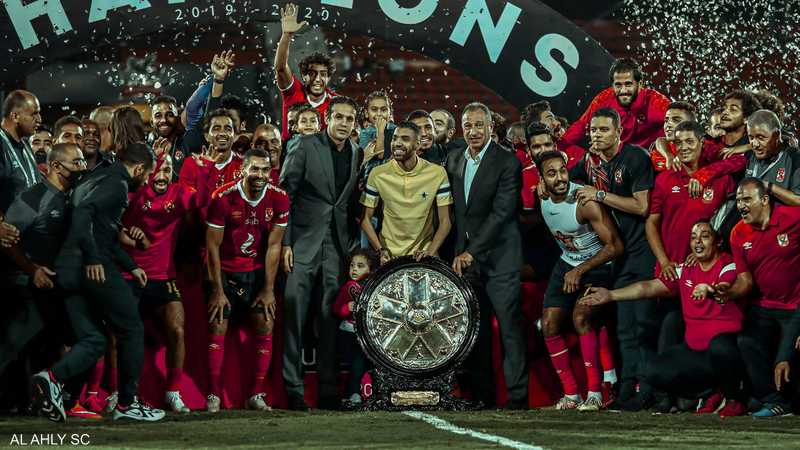 الأهلي يحتفل بـ دوري مؤمن زكريا بعد أطول موسم في التاريخ أخبار سكاي نيوز عربية