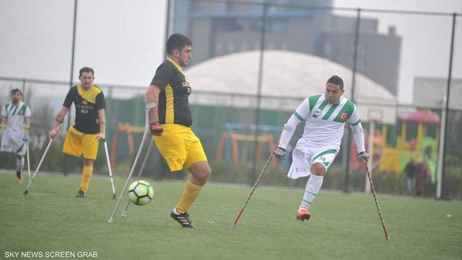 يحترف محمود في الدوري التركي