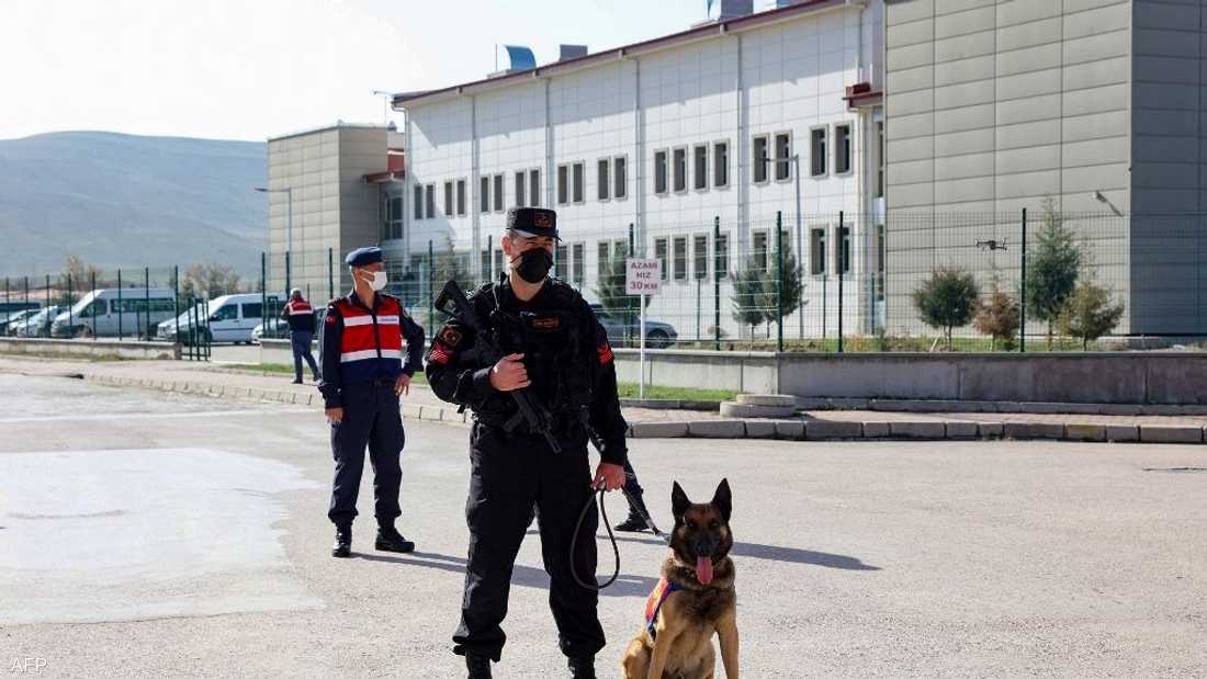 أفراد من الشرطة التركية.