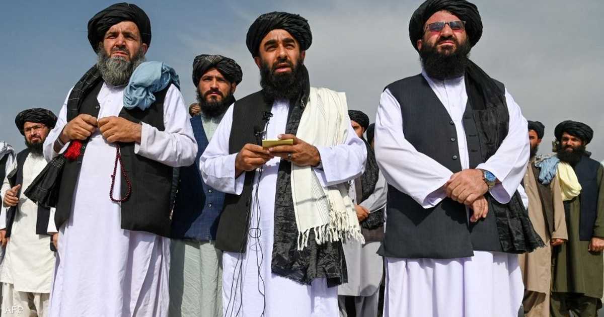 اعتقال عارض أزياء أفغاني.. بسبب مقطع مصور لتلاوة القرآن