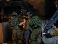 الجيش الإسرائيلي يعتقل فلسطينيا بالضفة- أرشيف