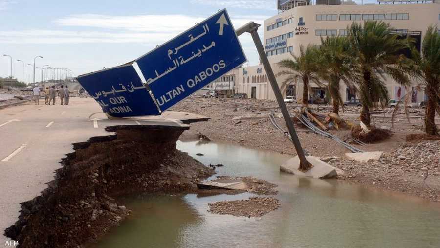 أضرار جسيمة لإعصار ضرب عمان في السابق