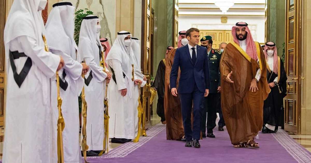 Macron annonce une initiative franco-saoudienne pour résoudre la crise avec le Liban