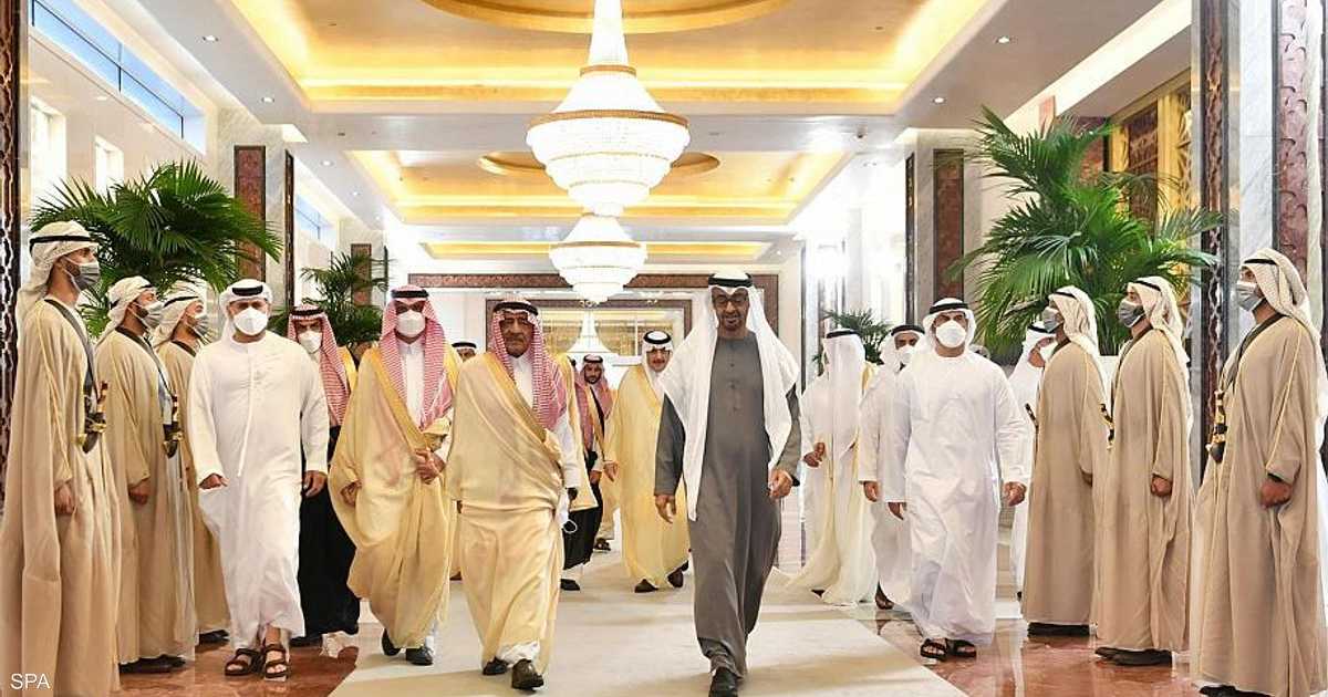 قدموا التعازي بوفاة الشيخ خليفة.. رئيس دولة الإمارات يستقبل عدداً من الأمراء السعوديين