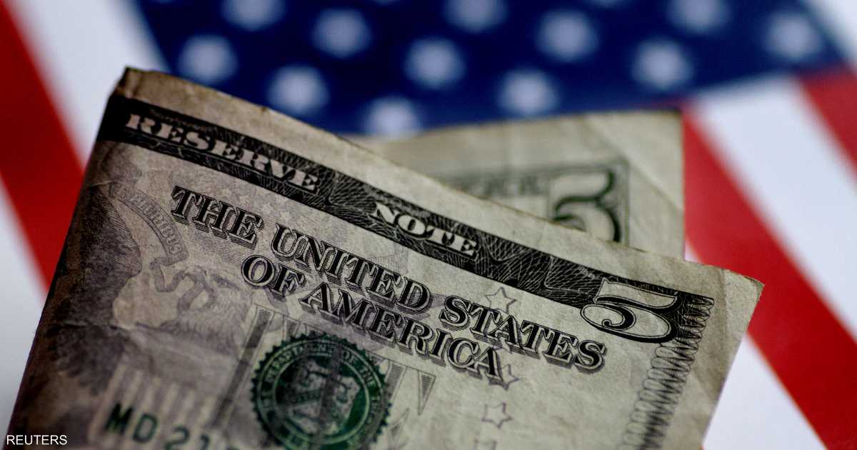 ارتفاع الدولار مع ترقب نتائج محادثات سقف الدين الأميركي