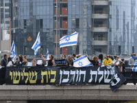 جانب من التظاهرات في تل أبيب
