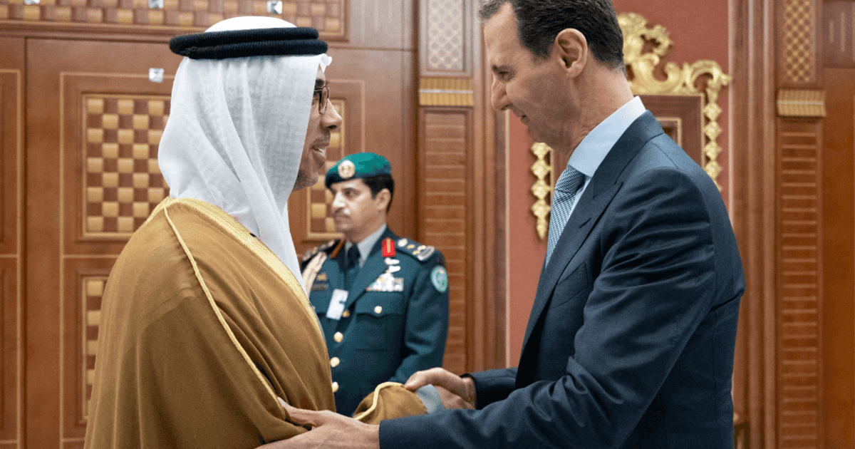 منصور بن زايد يلتقي الأسد على هامش القمة العربية