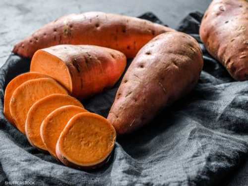 تعد البطاطس الحلوة مصدرا غنيا بفيتاميني أ وسي