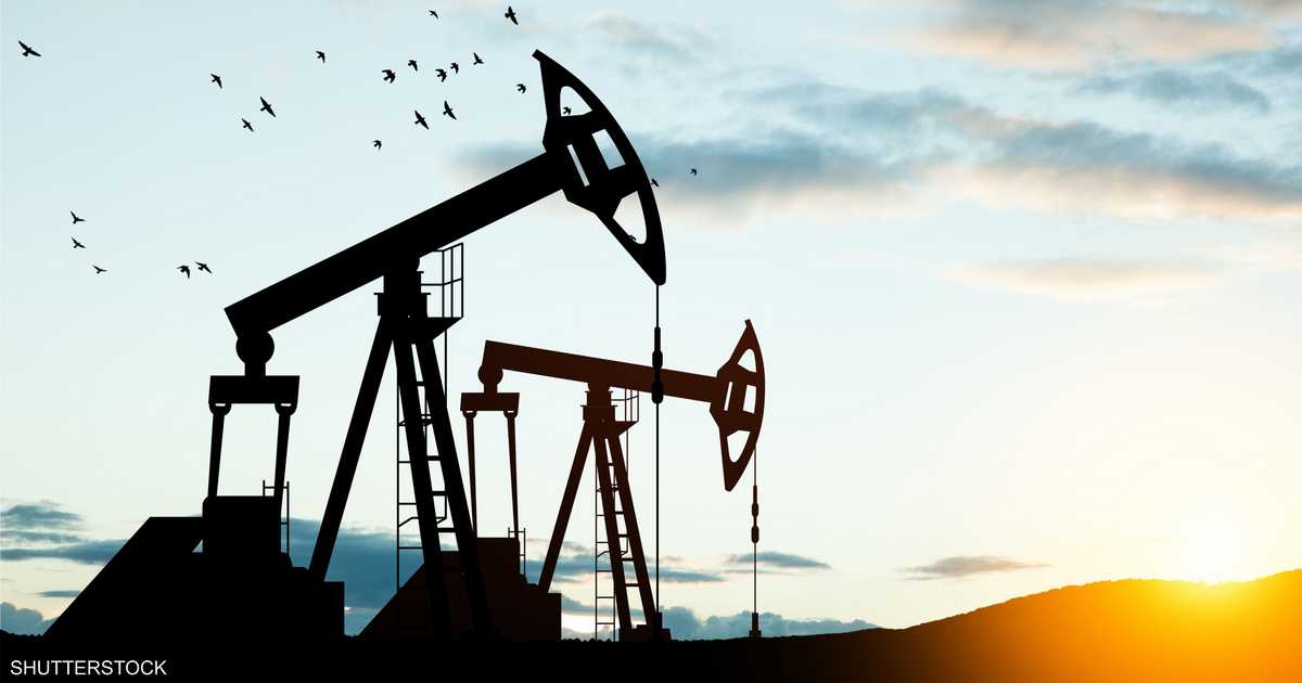 النفط يصعد بفعل توقعات حدوث نقص في المعروض