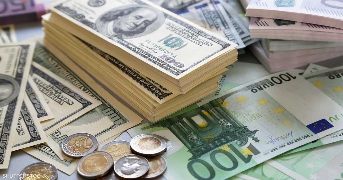 الدولار يتجه لتكبد أول خسارة أسبوعية في شهر   سكاي نيوز عربية