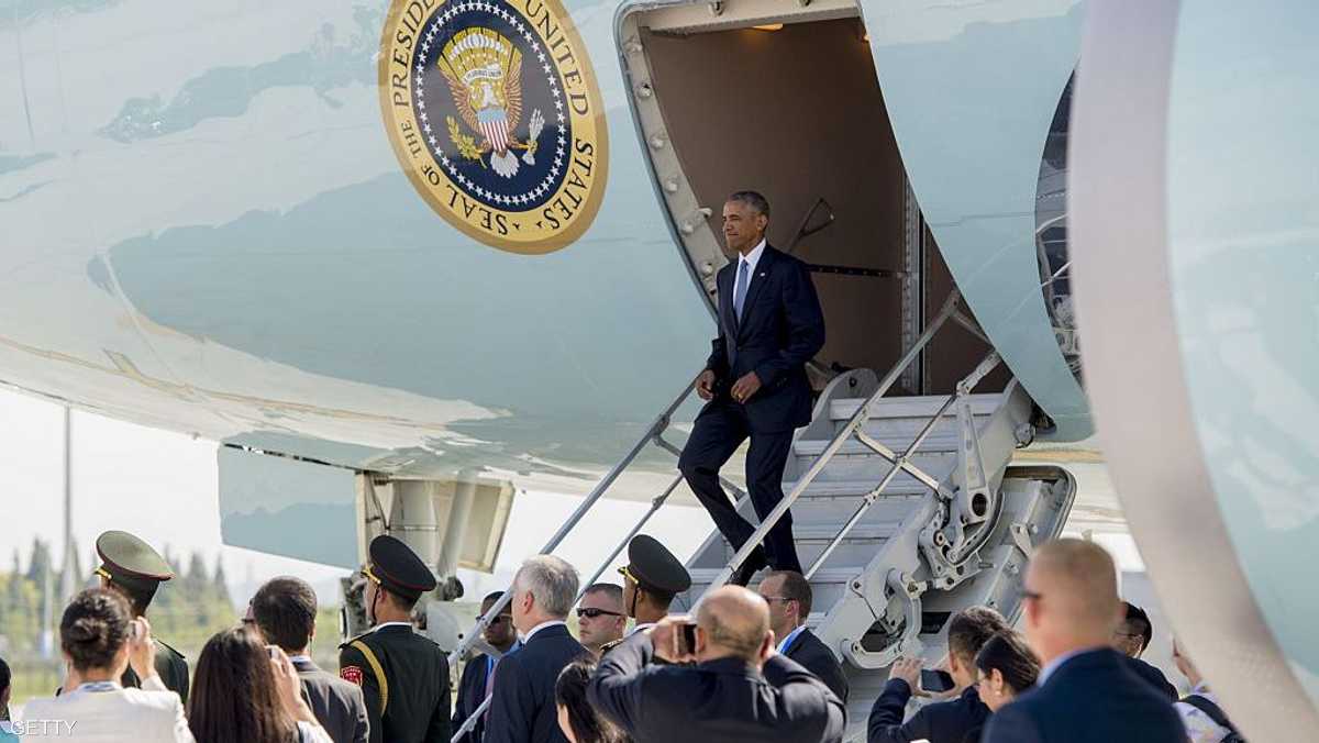 Obama uses the emergency ladder