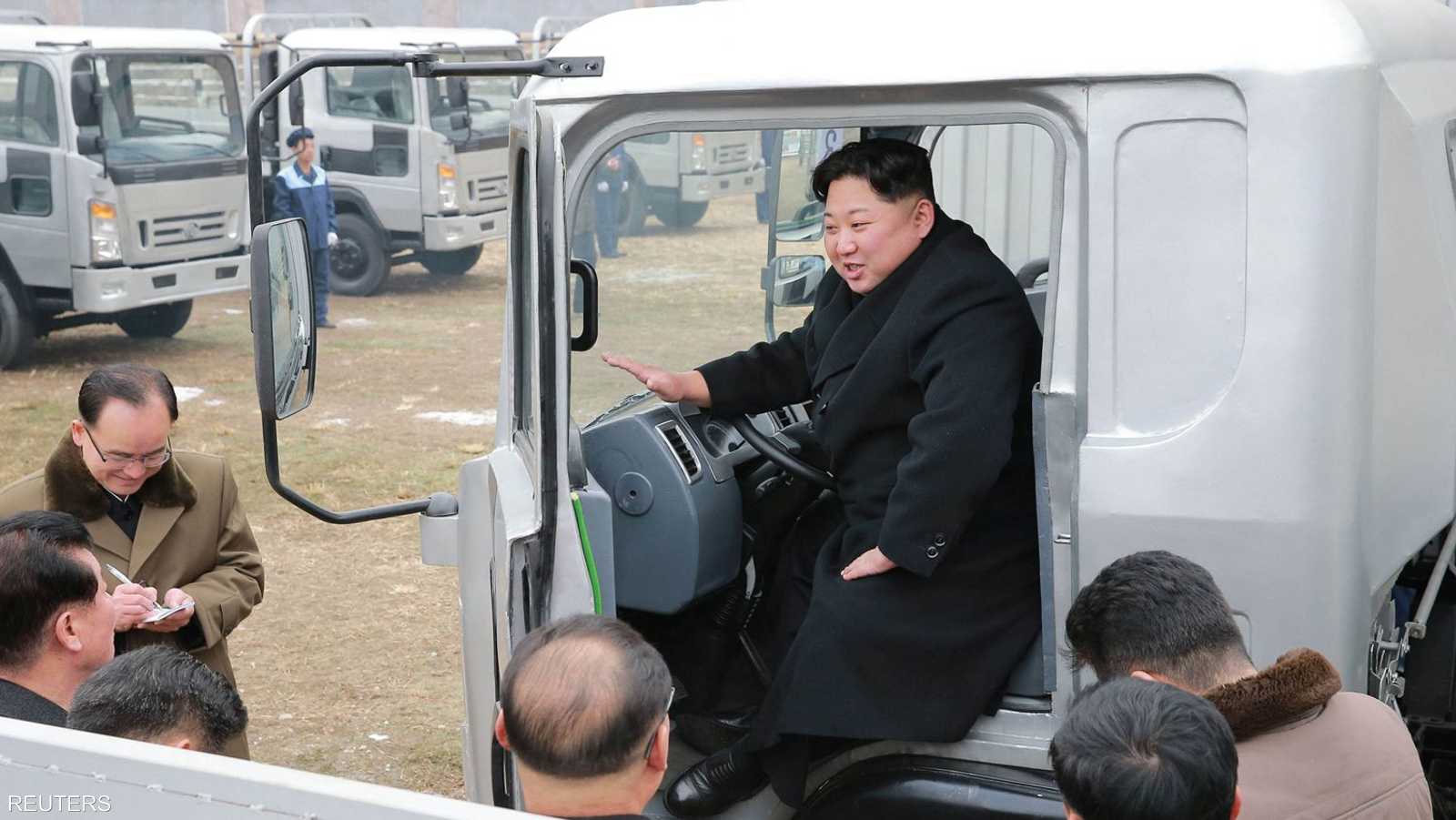 الزعيم الكوري في إحدى الشاحنات