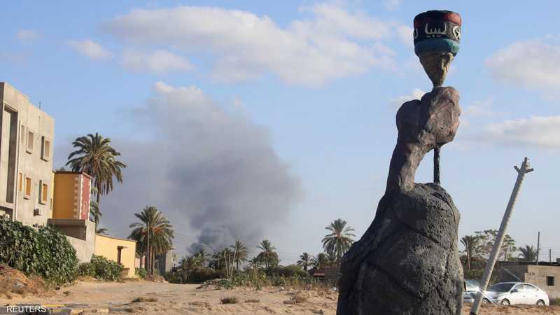 أعمدة دخان جراء الاشتباكات في طرابلس