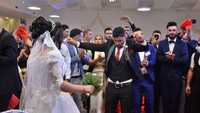 أطلق الناشط سعيد سليمان حملة على الفيسبوك لجمع تكاليف الزفاف