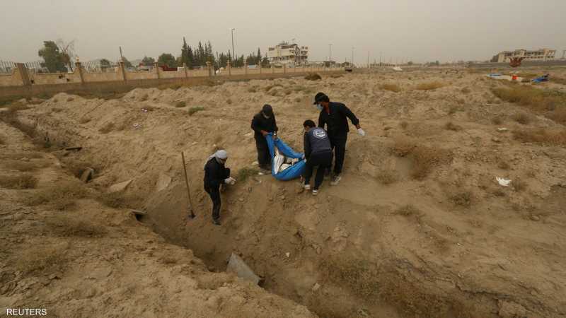 سوريا.. انتشال مزيد من الجثث من أكبر مقبرة جماعية بالرقة 1-1203374.JPG