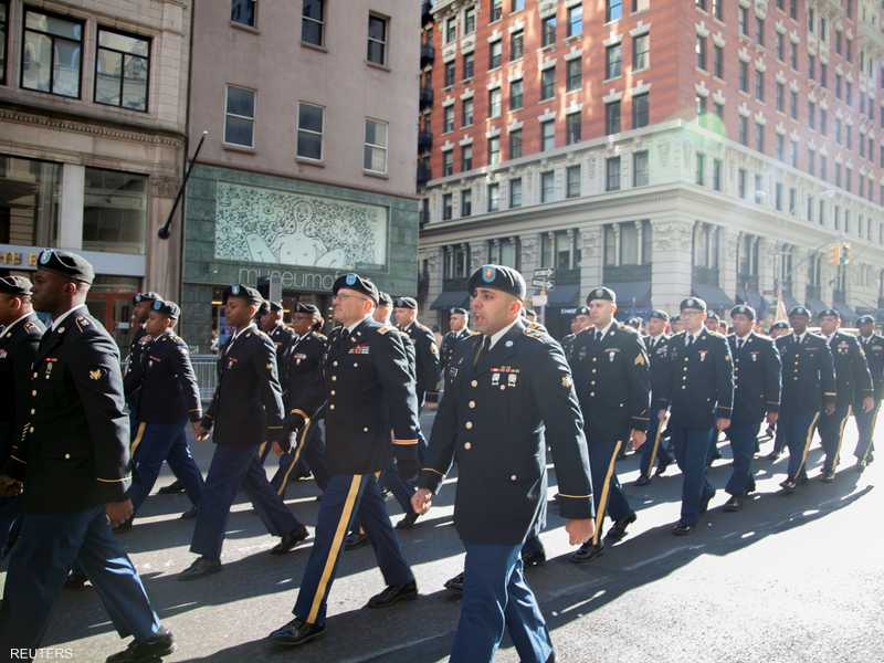 طابور عسكري لجيش الاحتياط الأميركي في نيويورك