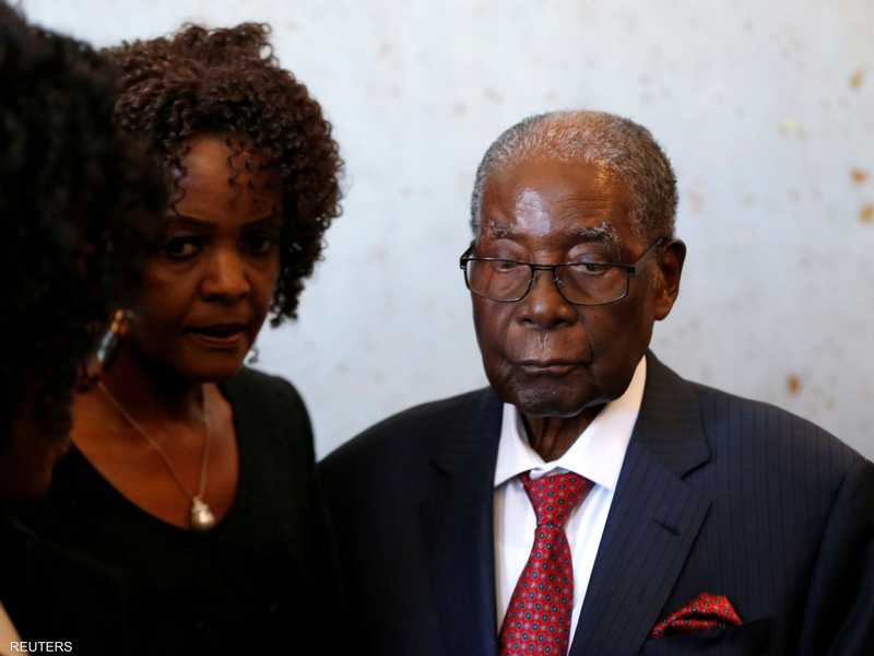 مذكرة اعتقال بحق زوجة الزعيم السابق لزيمبابوي
