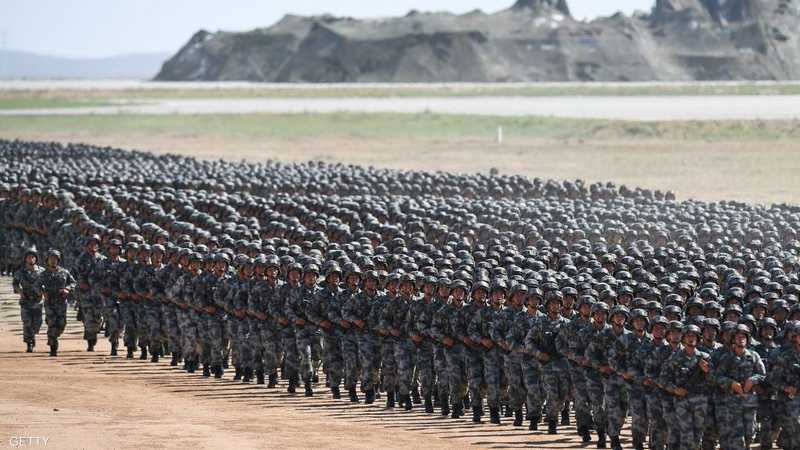 أكبر جيش في العالم يتأهب "للمعارك" 1-1215084.jpg