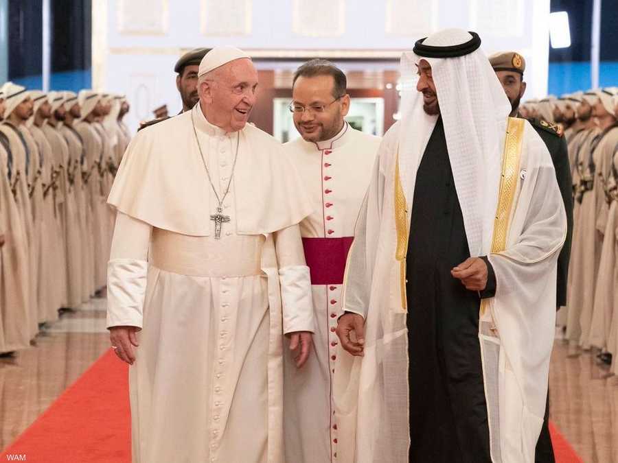 الشيخ محمد بن زايد يستقبل البابا فرنسيس