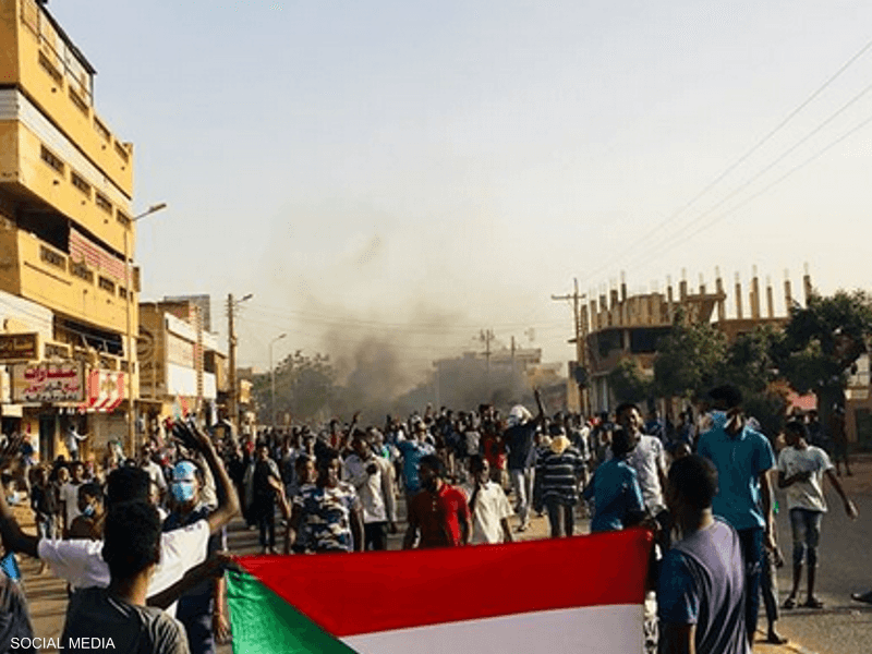 السودان.. إطلاق قنابل الغاز على متظاهرين بأم درمان 1-1237210.PNG