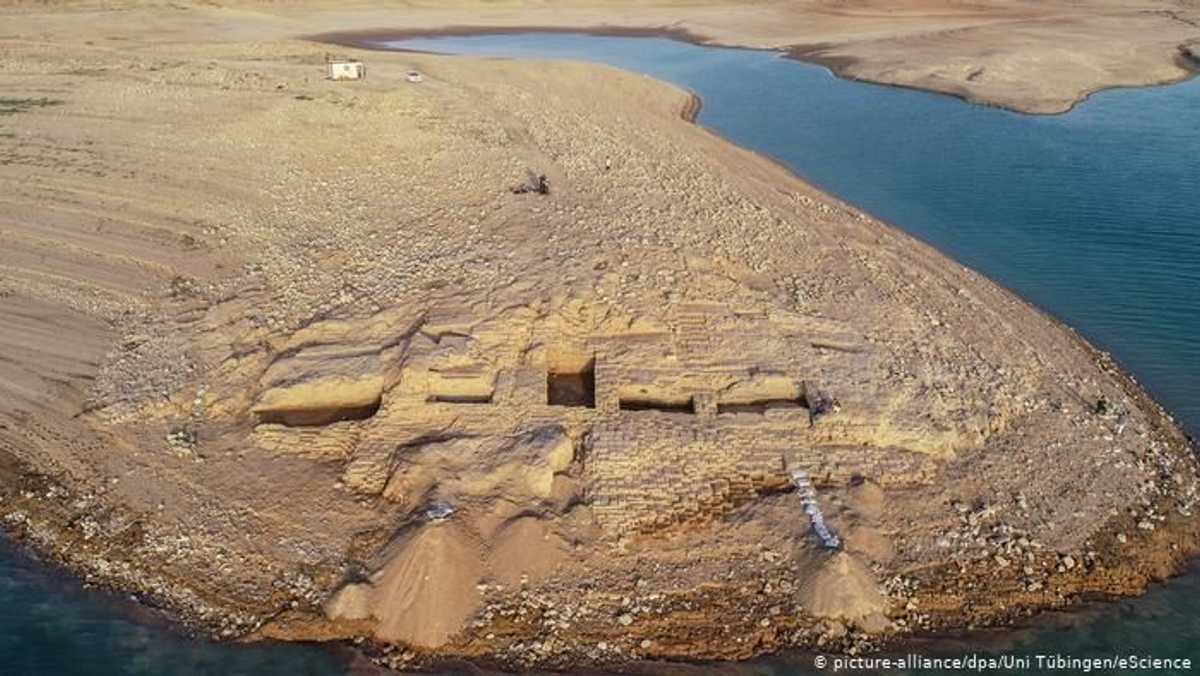  جفاف العراق يكشف قصر "الإمبراطورية الغامضة" 1-1263404