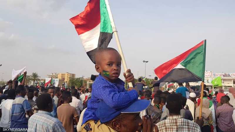 الأفراح تعم السودان.. والخرطوم ترقص فرحا بالاتفاق التاريخي 1-1276567.jpg