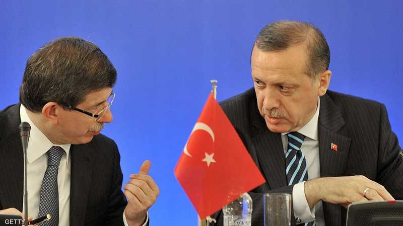 داوود أوغلو يهدد أردوغان.. بـ"دفاتر الإرهاب" 1-1278717.jpg
