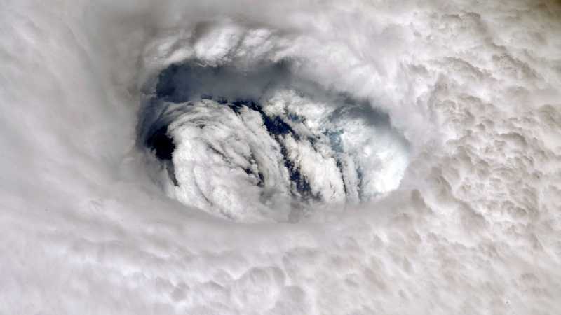 صور مذهلة من ناسا كيف بدا الإعصار دوريان من الفضاء أخبار