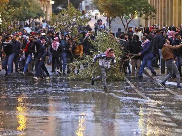 انطلق الحراك الشعبي في لبنان في أكتوبر الماضي